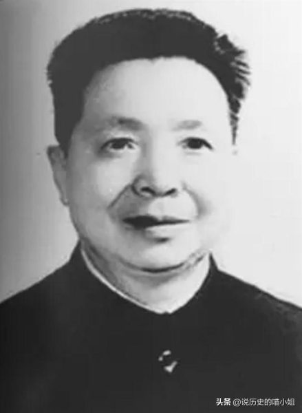 1953年,毛爷爷握住浙江省委书记的手:我认得你,你是那个放牛娃