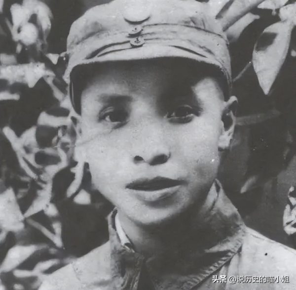 1953年,毛爷爷握住浙江省委书记的手:我认得你,你是那个放牛娃