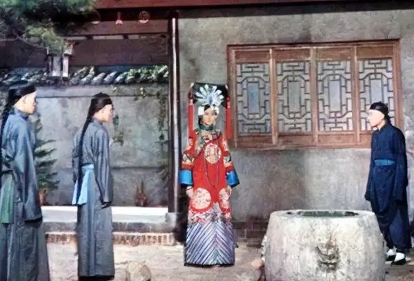 为什么光绪没有小孩?不只是身体虚弱,慈禧还对他做了1件事