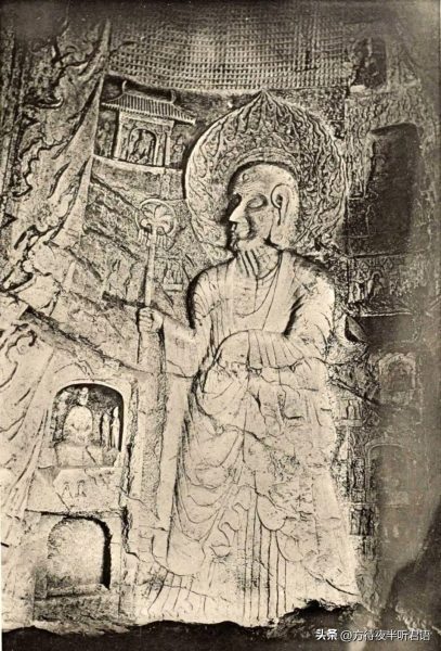 绝版老照片:110年前未被破坏前的龙门石窟