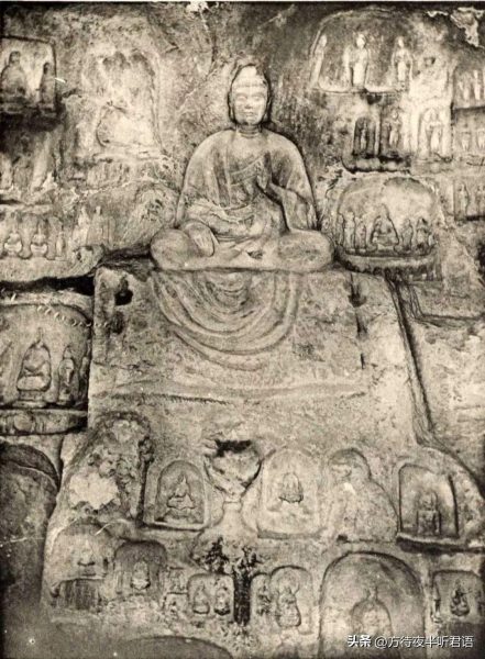 绝版老照片:110年前未被破坏前的龙门石窟