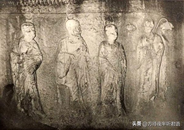 绝版老照片:110年前未被破坏前的龙门石窟