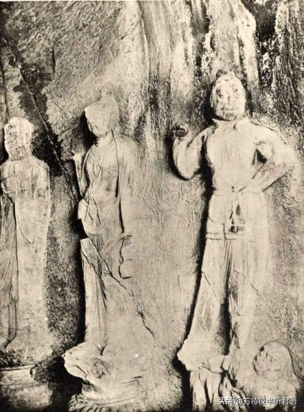 绝版老照片:110年前未被破坏前的龙门石窟
