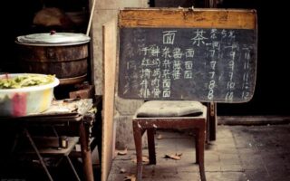 曾经退稿金庸的故事会，为啥现在被读者集体退订了？